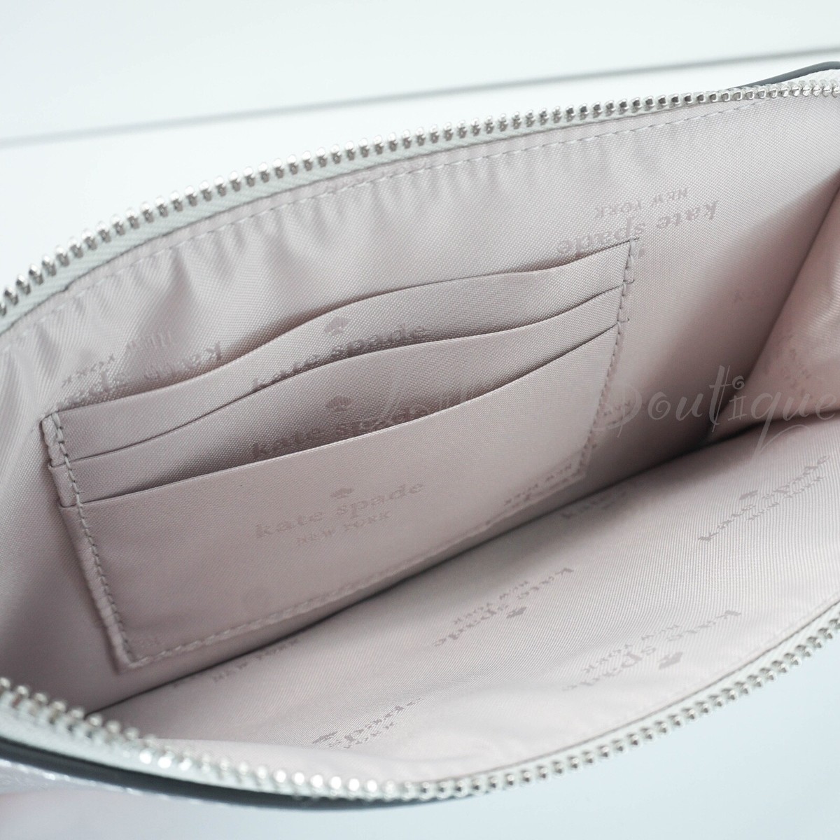 Lucy　0107 ♡ Lucy Mirror Metallic Medium L Zip Wristlet | Kate Spade Outlet
