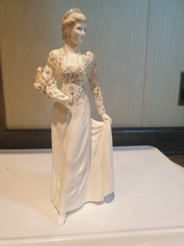 COALPORT DIANA THE JEWEL IN THE CROWN Bone China CW464 LIMITED EDITION FIGUR