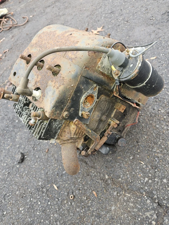 cub cadet kohler k321 engine - Image 2 of 4