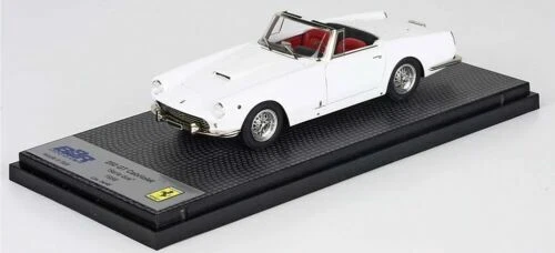 Modellini statici di auto, furgoni e camion BBR