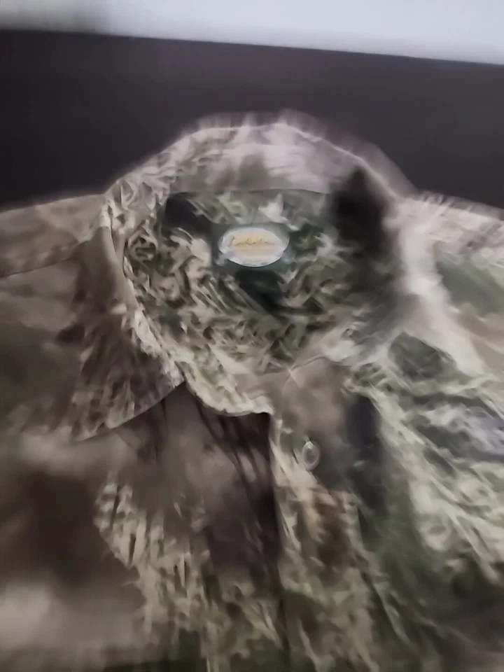 Cabela's Classic Medium Tall Reg Button-Down Long-Sleeve Shirt - CAMOUFLAGE  - Image 3 of 4