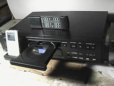 Tascam CD-200i Professional CD player with Ipod Connectivity. Uber Rare Vintage 