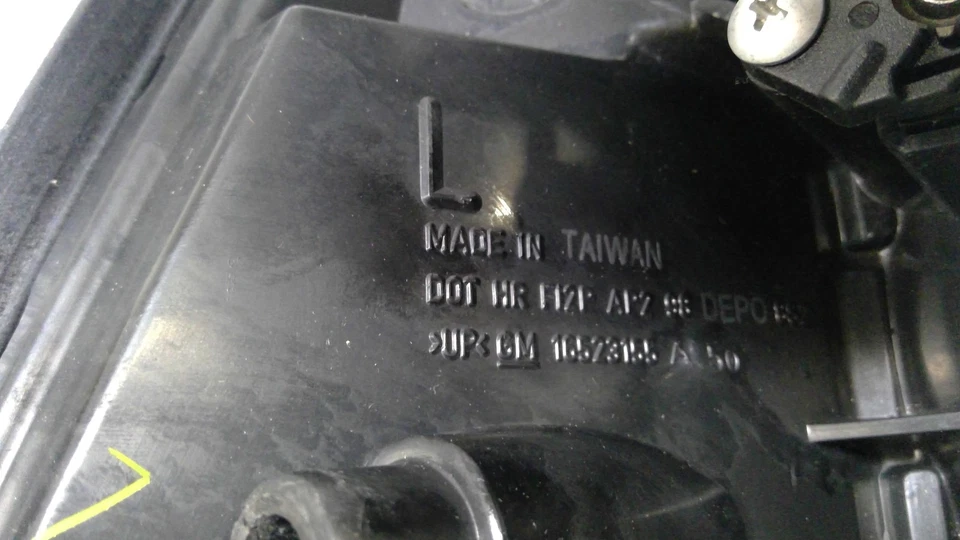 FARO SONOMA 98-10 GMC JIMMY 98-04 ASM 16526225 - NUEVO OEM Foto 3 de 3