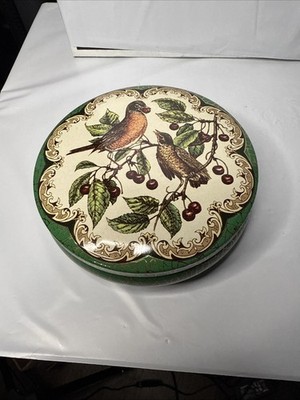 Daher Tin Made in England Green Round 5'' Robin Feeding Baby Cherries-A5