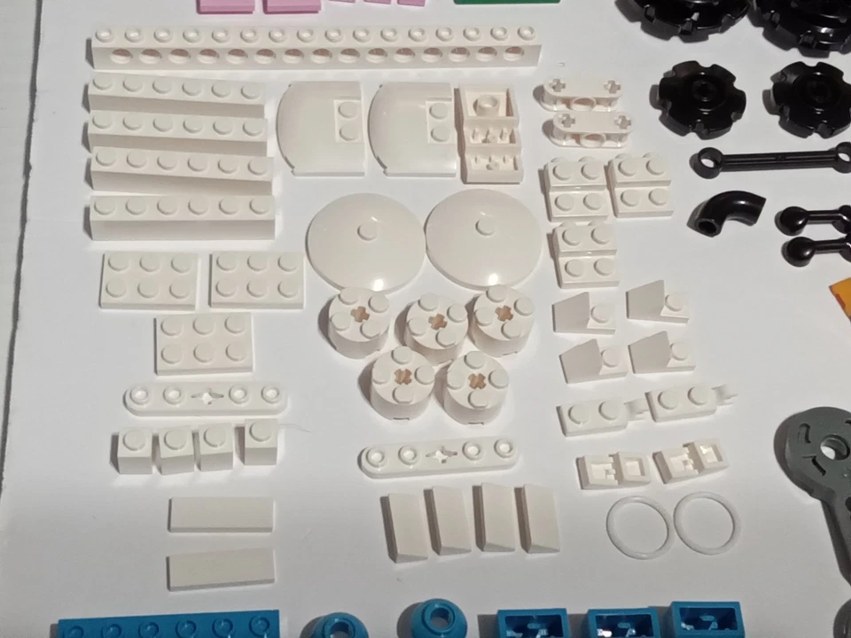 LEGO Boost Creative Toolbox 17101 Robot Building Set 5-in-1 Kit See Details - Image 3 of 4