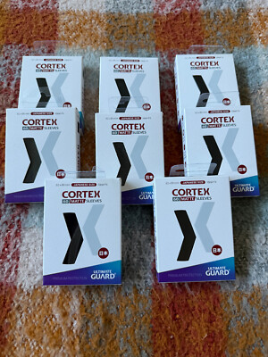 Ultimate Guard Cortex mattschwarze Kartenhüllen x60 (japanische Größe)