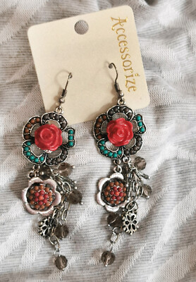 Absolut atemberaubend schöne Ohrhänger, Blumen, BOHO!