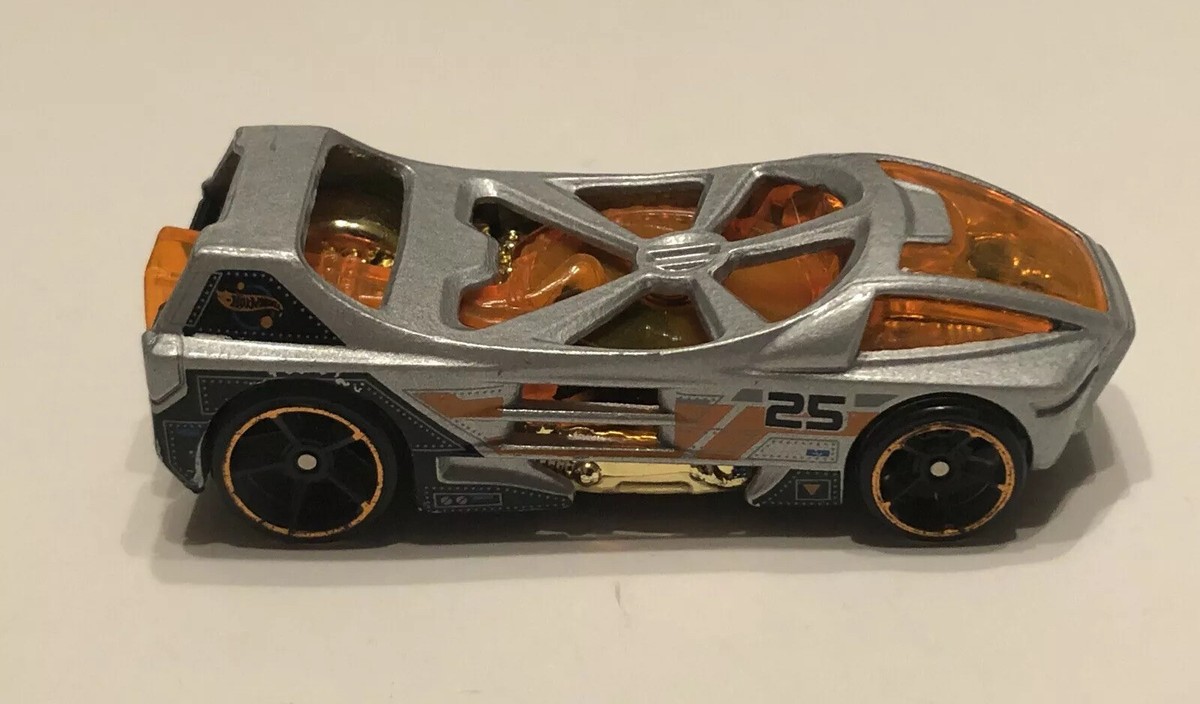 Hotwheels Futuristic 1186 J3276 Silver Orange | eBay