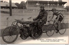 S18120 cpa Cyclisme Dussot Stayer Français entrainé par Caudriller