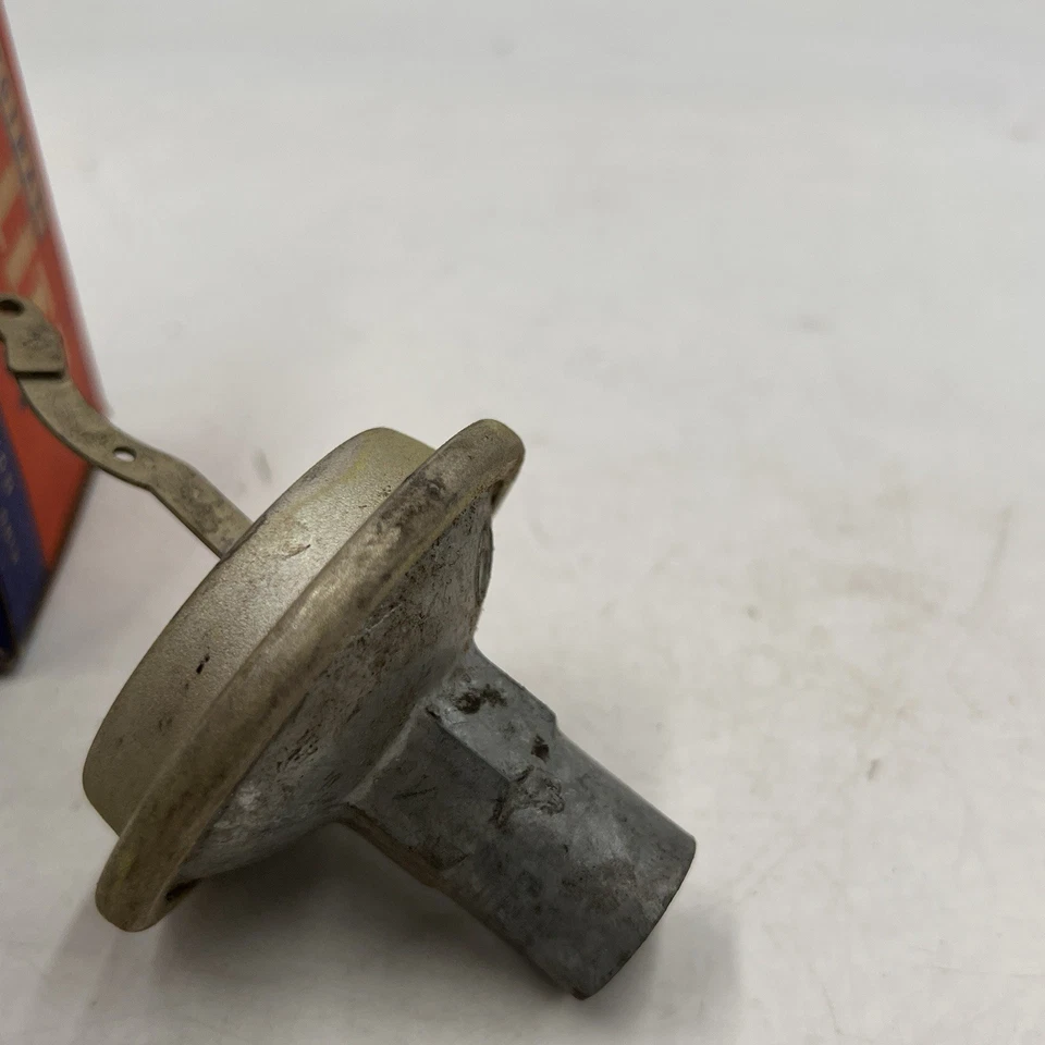 NOS VACUUM ADVANCE CHAMBER, VC-1039A; Fits: 1935-1941 MOPAR 6 CYL - Image 4 of 4
