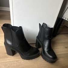 Steve Madden Women  s Black Leather Platform Ankle Boots Block Heel Zip 8M