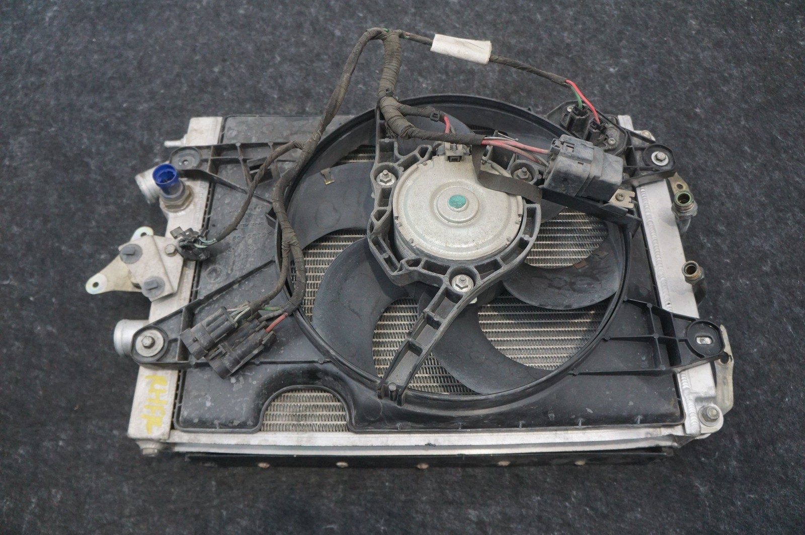 Right Engine Cooling Pack Radiator Fan Motor Condenser 172456 Ferrari 360 2001