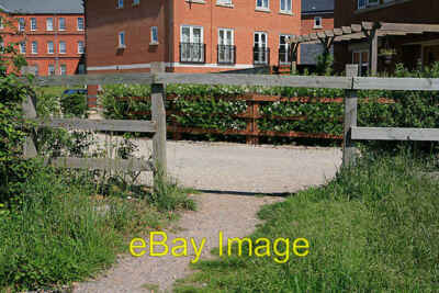 Foto 6x4 Grenzzaun der Knowle-Entwicklung in Charity View Knowle \/SU c2007