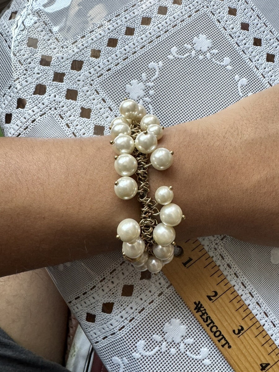 Vintag Signed J.CREW gold TONE Jangly Plastic Pearl Charm