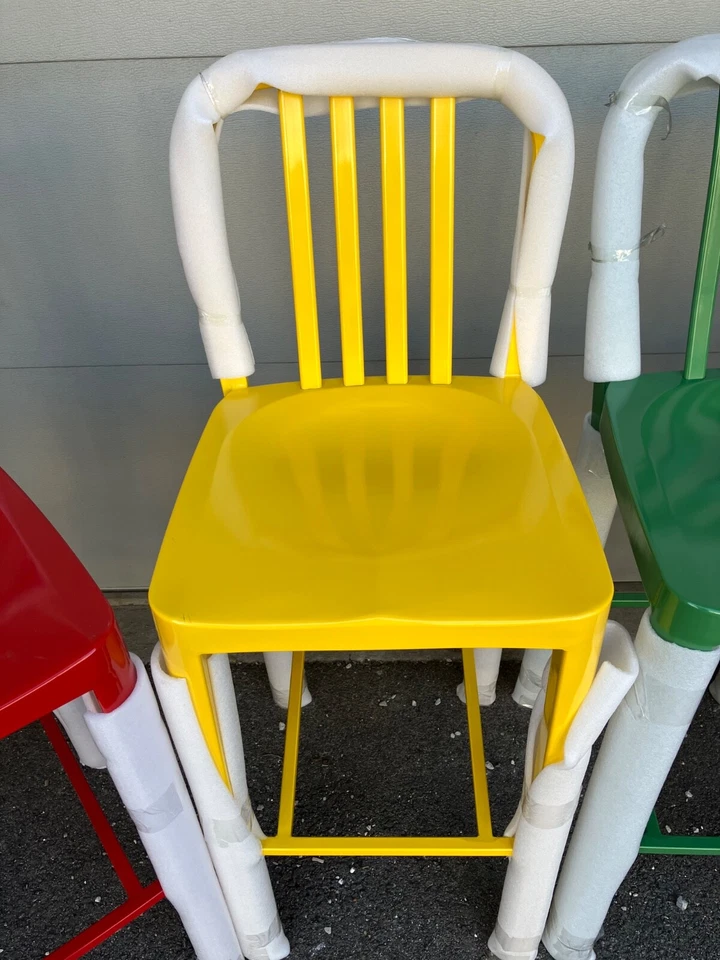 "Cinco sillas de patio de exterior Gael de 30"": fuera de caja, acero, brillante, multicolor" Foto 4 de 4