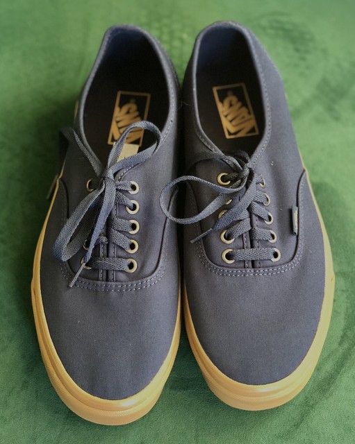 vans authentic navy womens