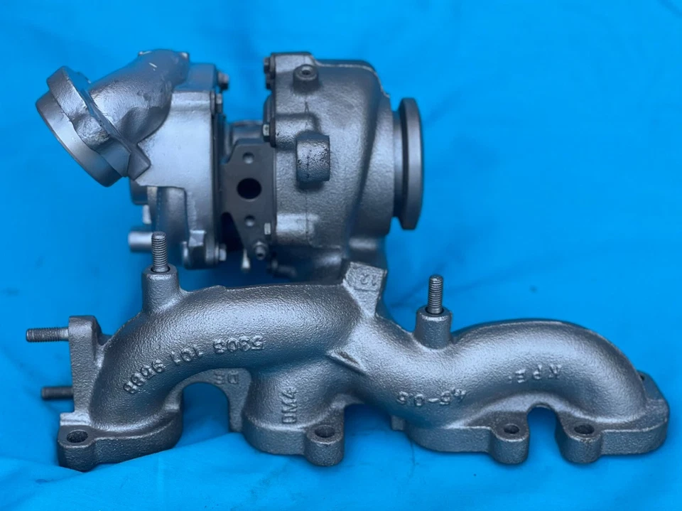 Cargador turbo genuino Audi A3 2010-2013 VW Beetle Golf Jetta 2,0 L diésel BV43 Foto 2 de 4