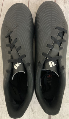 Predator Edge 2 Unisex Soccer Shoes Size 7.5 Angled Lace Up Low Top Rubber Cleat