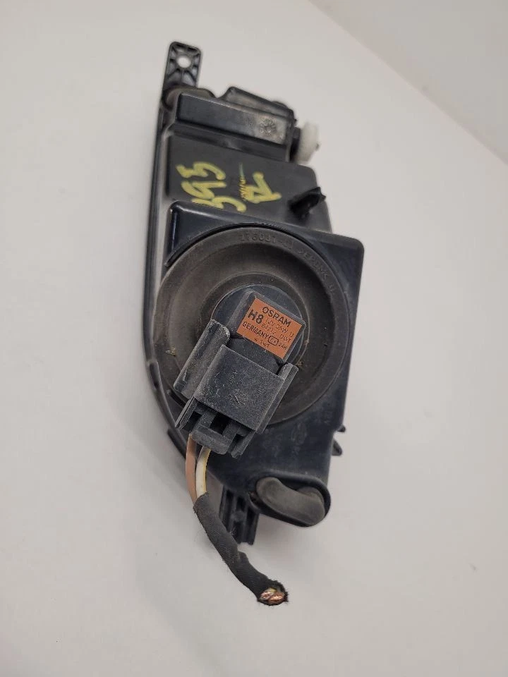 12-14 VW BEETLE RH Passenger Fog Driving Light Bumper Mounted 5C5941700B        - Image 4 of 4