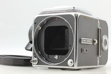 Near MINT Hasselblad 500C Medium Format Film Camera W / A12 II back From JAPAN