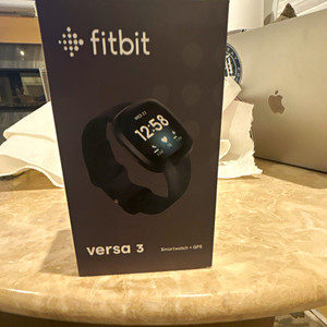 Fitbit Versa 3 Smartwatch GPS, Black, 40mm, Silicone Band, 4GB, Unlocked