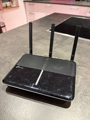 TP-Link Archer VR600v   gebrauchter Router, zurückgesetzt, optische Kratzer