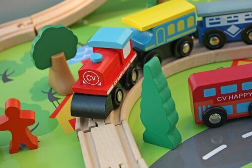 Kids Train Track Play Table Kids Wooden Traffic Train Play Set & Accessory Set - Picture 6 of 8