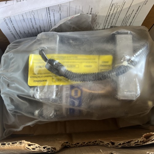 A/C Compressor w/ Clutch 3638589 - Bild 3 von 4