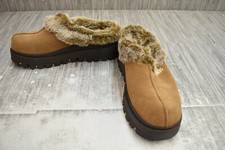 skechers fortress clog