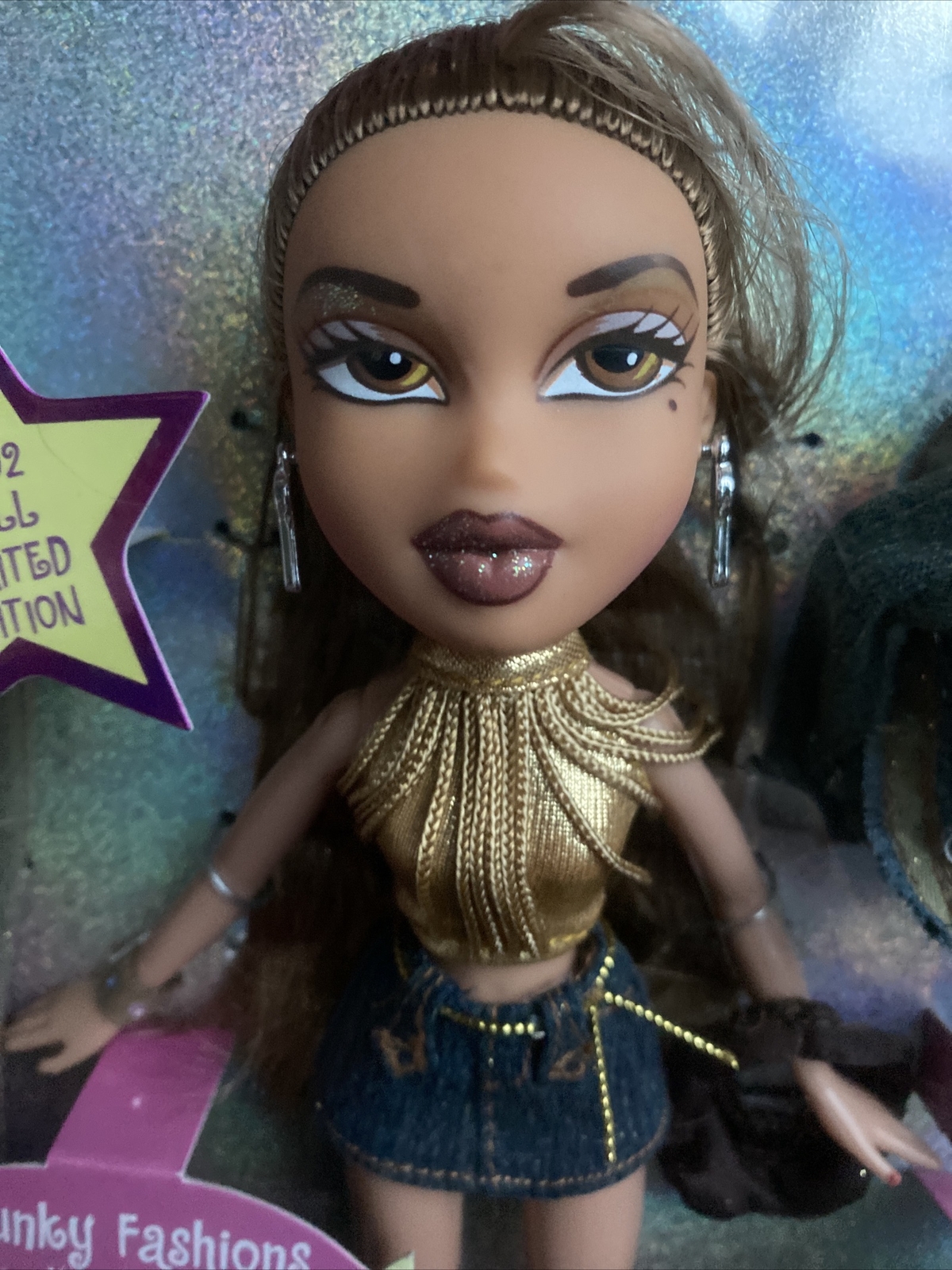 bratz funk n glow cloe