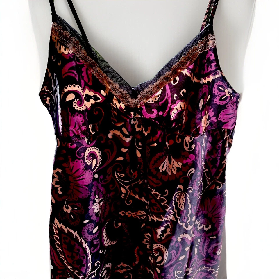 Camisón corto satinado APT 9 Intimates para mujer púrpura negro floral talla M Foto 2 de 4