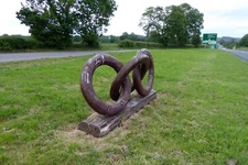 Photo 6x4 The sculpture Cyco by a lay-by off the A170 Welburn/SE6884 You c2015