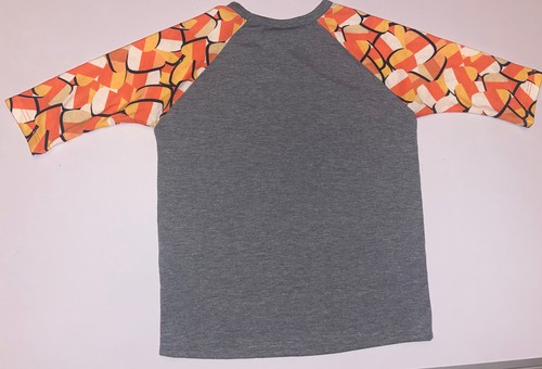 Lularoe Kids Candy Corn Sleeves Size 4 Gray Short. Too Cute!! - Picture 3 of 3