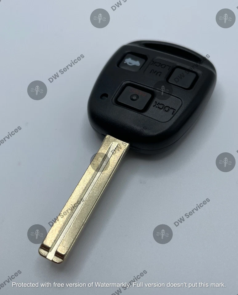 NEW! Lexus 3-button remote head key fob HYQ1512V - 4C ES/GS/IS 300  GS/LS 400 - Image 4 of 4