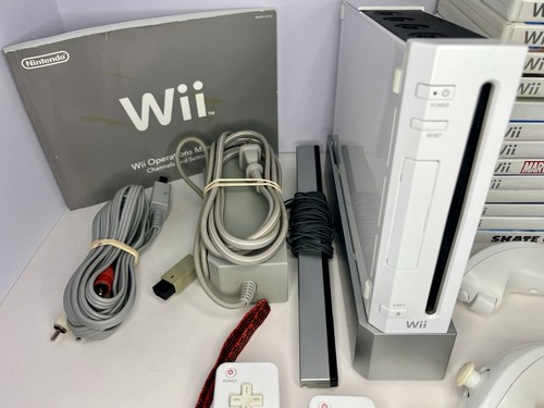 Nintendo Wii (white) With Controllers And 23 Games. Works, Tested. - Picture 3 of 9
