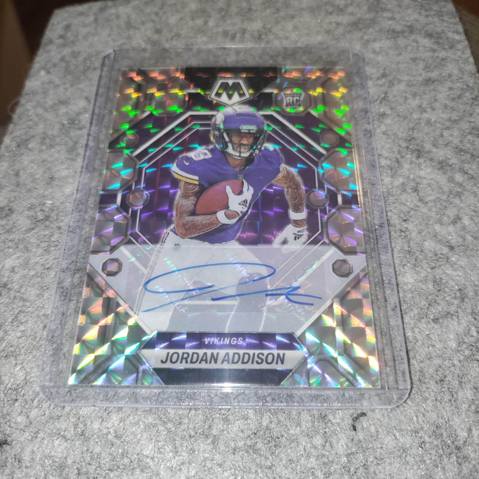 2023 Panini Mosaic Football Card #337 Jordan Addison Rookie Auto Silver Prizm