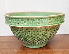 ANTIQUE GREEN CHECKERBOARD STONEWARE MIXING BOWL