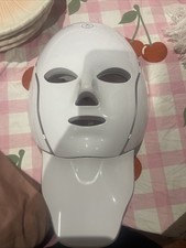 Red Light Mask with Chin led therapy good for aging 