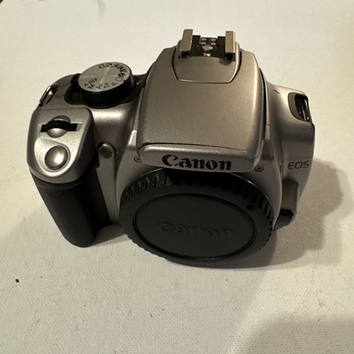 Cannon EOS Rebel XT Digital SLR Camera Body only. (S/N 3620712295)