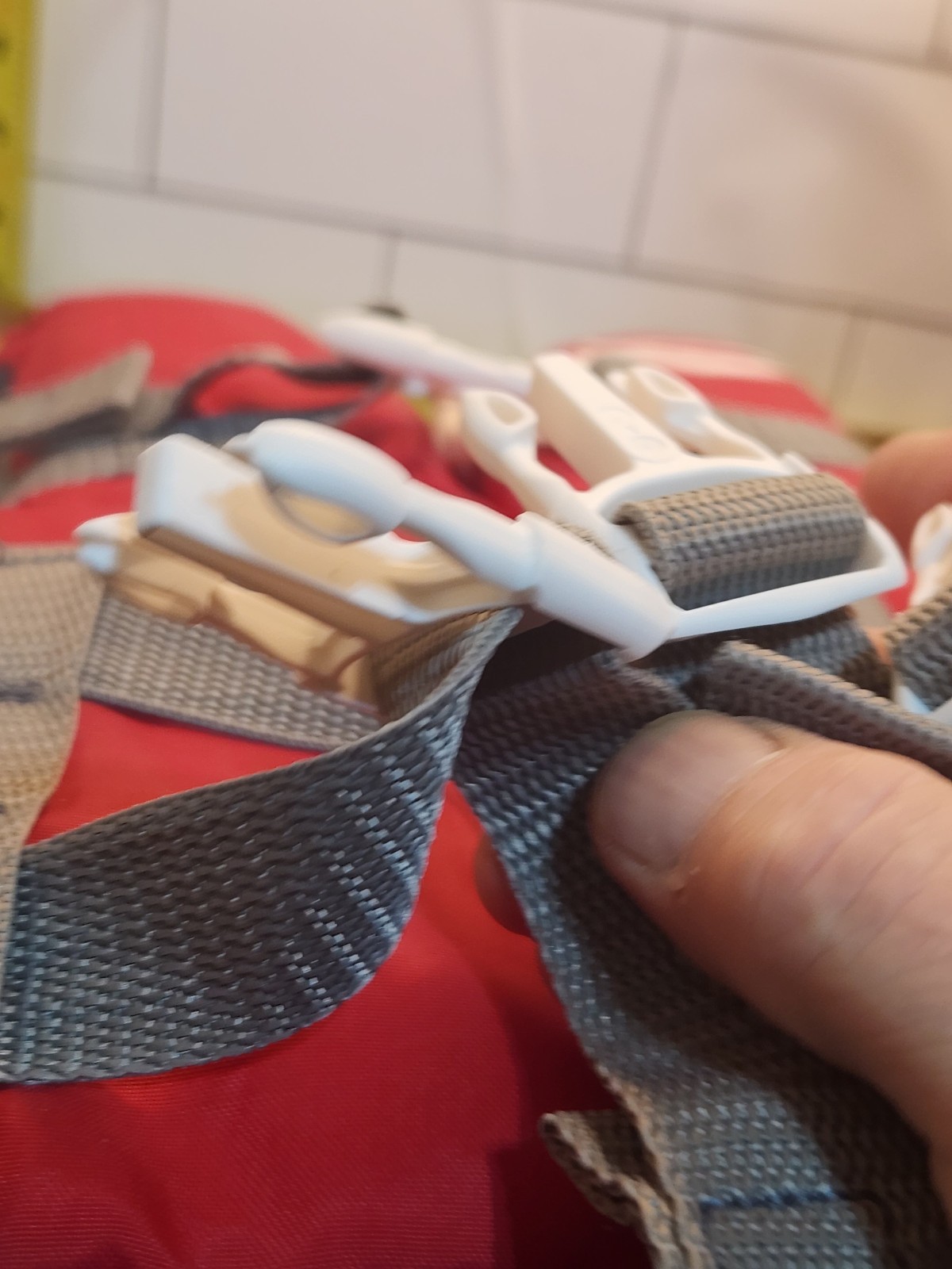 Kids Classic Life Vest, USCG Approved Type III Life Jacket for Kids 30-50 lbs