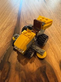 #7637 LEGO CITY: Farm (Retired)