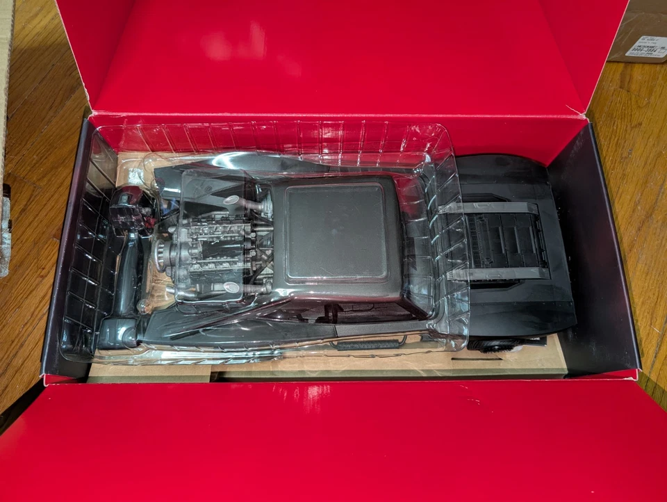 Hot Wheels R/C The BATMAN The Original BatMobile HCD19 1:10 Scale - Image 3 of 4