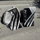 Full Right CCM E Flex 5.9  Senior Hockey Goalie Catcher Glove & blocker white