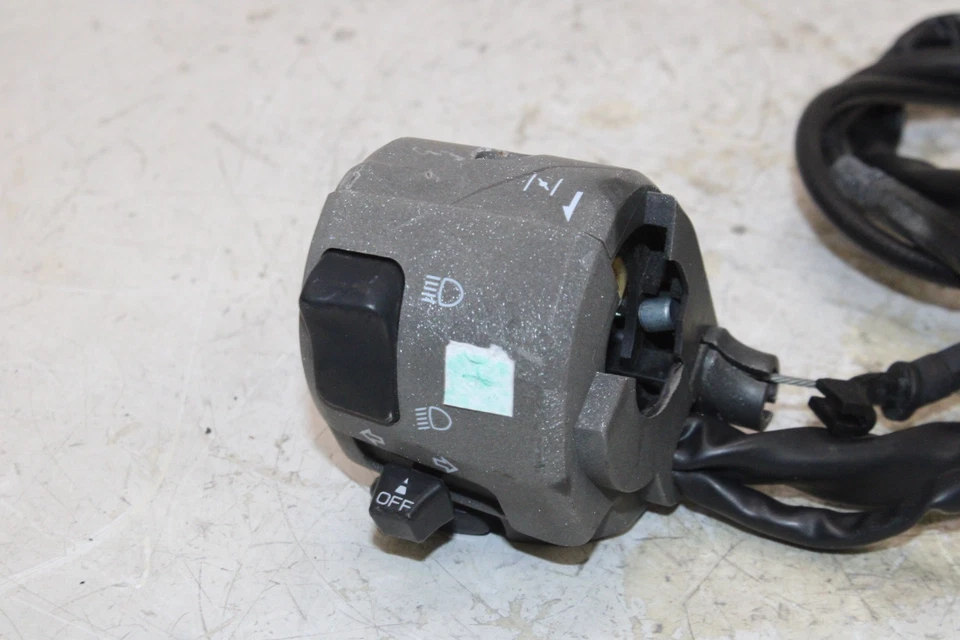 Kawasaki Ninja 250R Ex250F 2007 fabricante de equipos originales clip izquierdo en el mango bocina interruptor de señales Foto 2 de 4