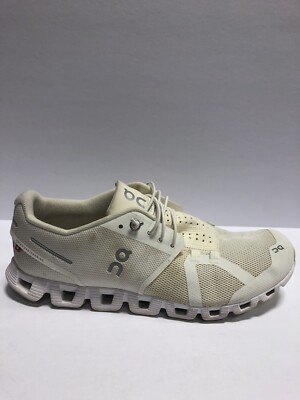 On Women’s Cloud, Beige Running Shoes, Size 10M
