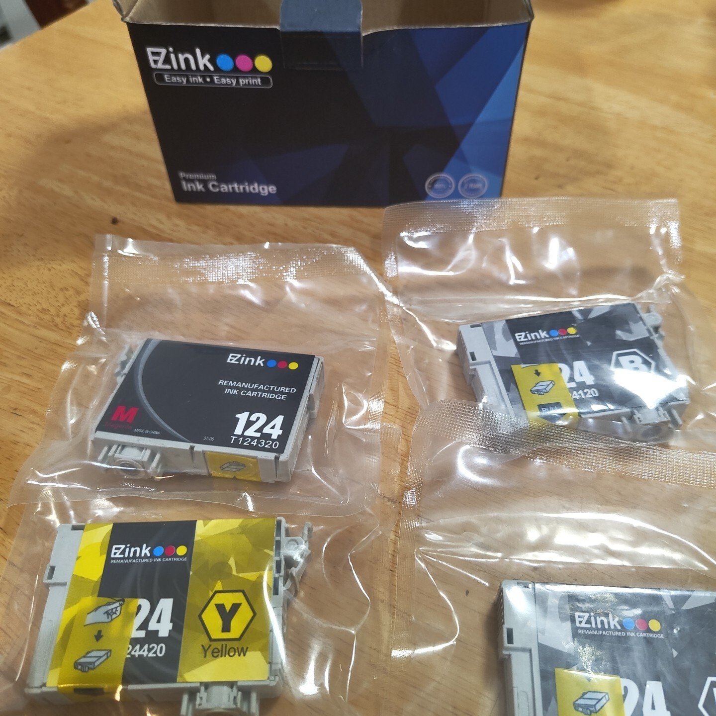 ez ink cartridges EXP 22 (2)t124120 black (1) t124420 yellow (1) t124320 magenta-image
