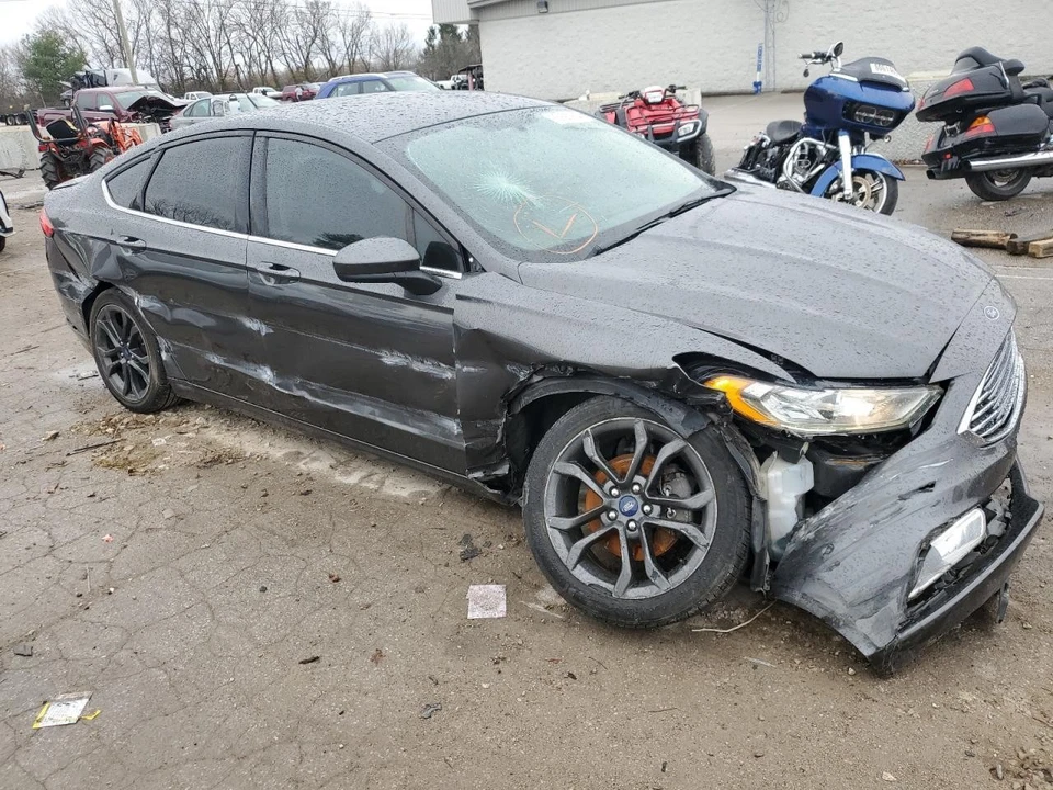 Б/у воздухоочиститель в сборе подходит для: 2018 Ford Fusion 1,5 класса A - Изображение 4 из 4