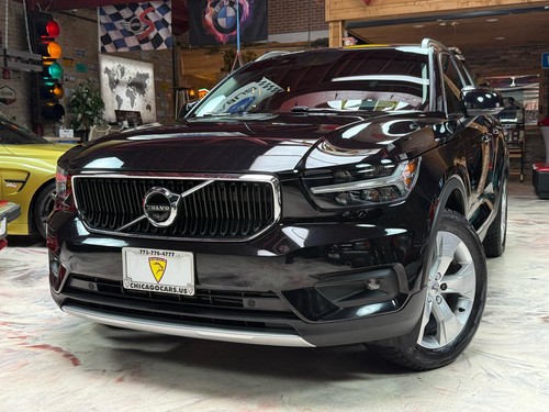 2022 Volvo XC40 T4 FWD Momentum
