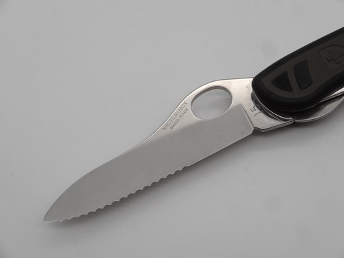 MINT Victorinox Swiss Soldier 08 Military Army Knife Multi Tool 2015 Date Stamp - Picture 6 of 13