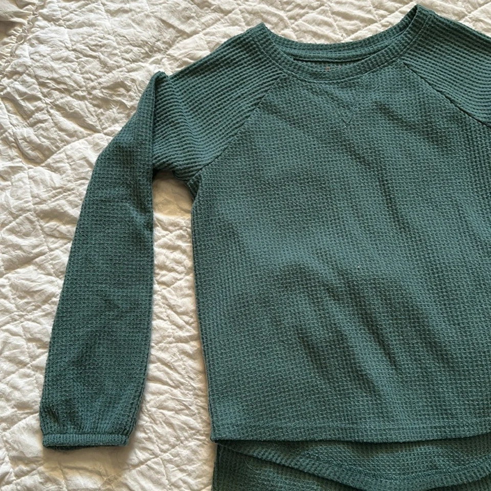 CAT & JACK WAFFLE CONJUNTO DE DOS PIEZAS NIÑAS (TOP M 7/8) (PANTALONES 6/6X) Foto 2 de 4